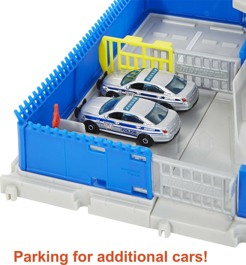 Matchbox Police Station Dispatch Playset with 1 Matchbox Helicopter & 1 Matchbox Ford Police Car, with Lights & Sounds