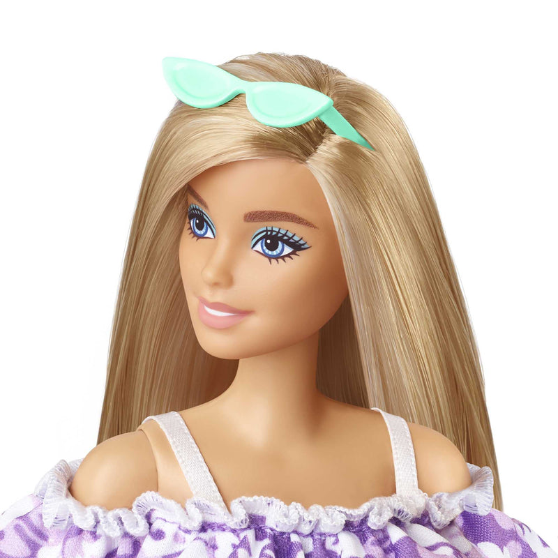 Barbie Loves The Ocean Beach-Themed Doll (11.5-inch Blonde)