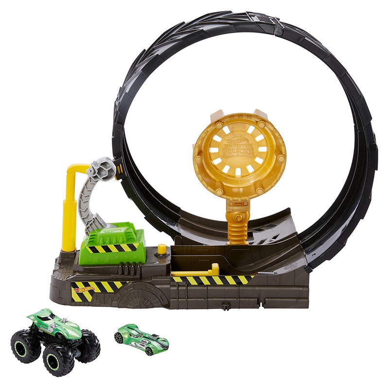 Hot Wheels Monster Truck Epic Loop Challenge Play Set with Truck and Car