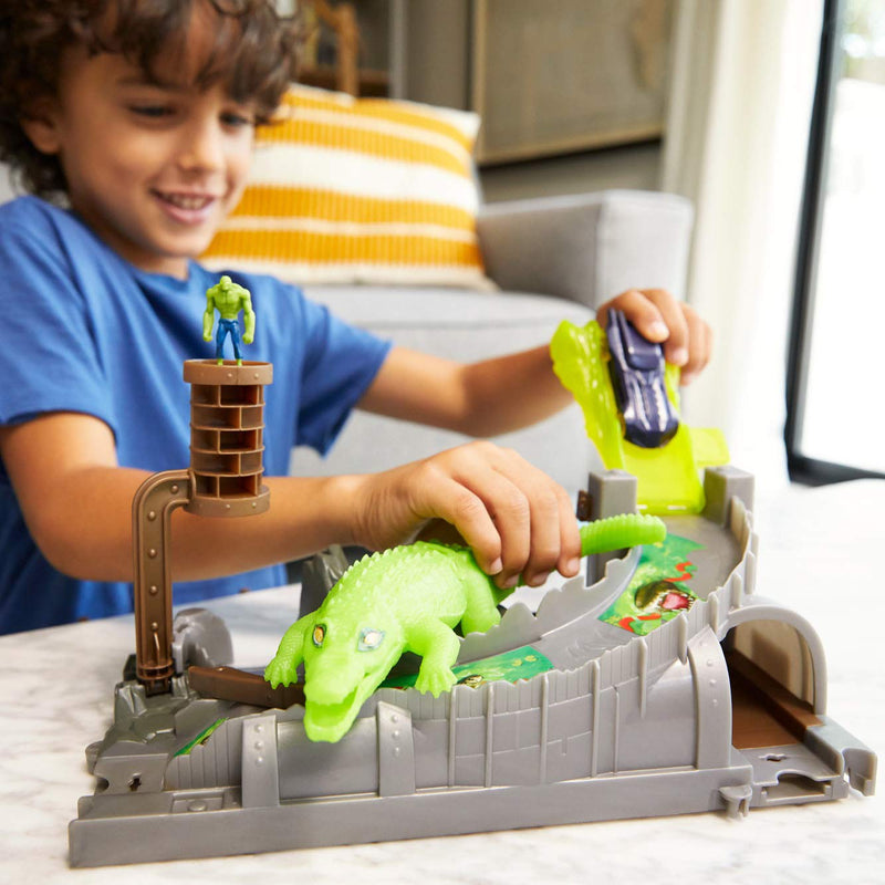 Hot Wheels DC Killer Croc Playset