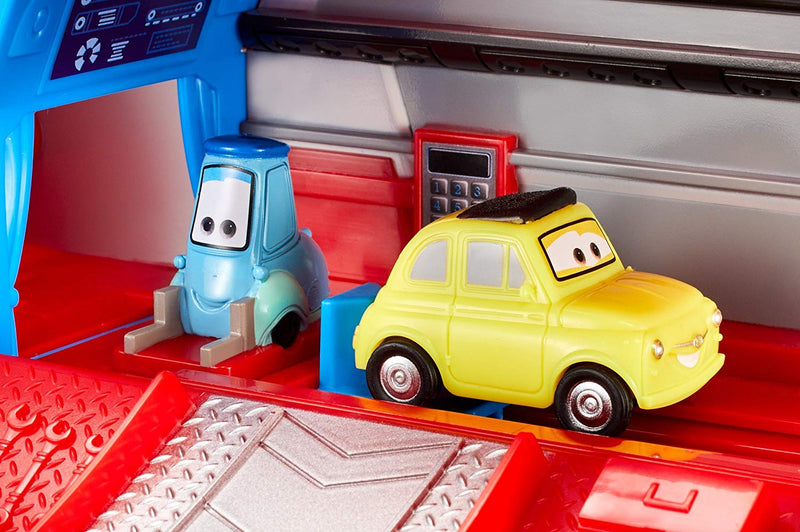 Disney/Pixar Cars 3 Travel Time Mack Playset