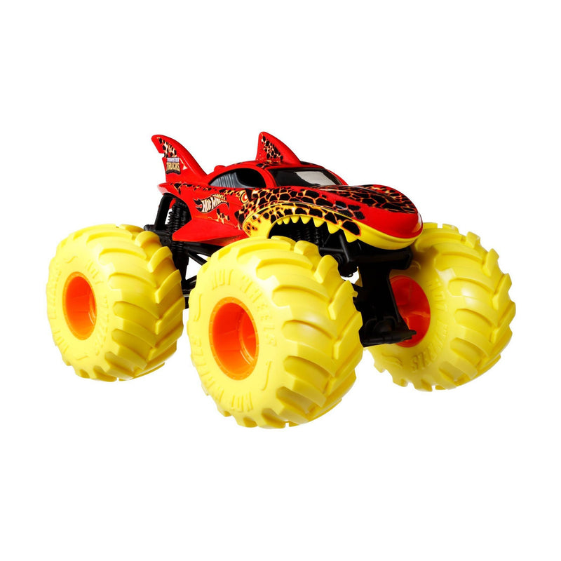 Hot Wheels Monster Trucks Shark Wreak Vehicle, 1:24 Scale