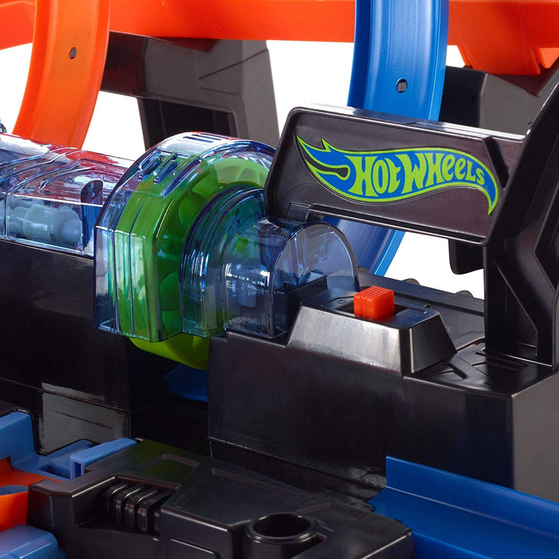 Hot wheels corkscrew crash track launch set with one vehicle store