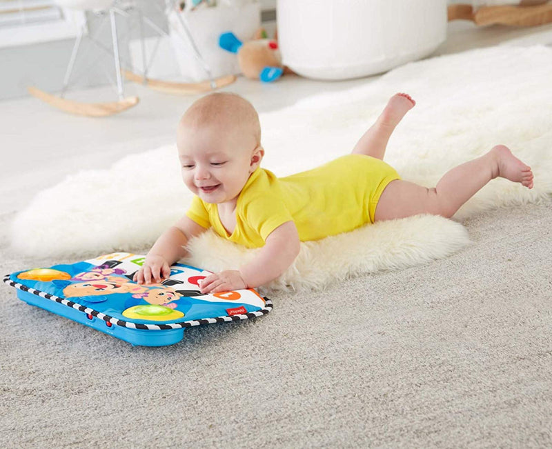 Laugh and learn kick sales and play piano