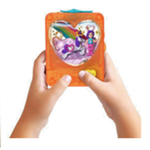 Polly Pocket Tiny Games Water-Filled Game, 1 Micro Doll & 4 Accessories