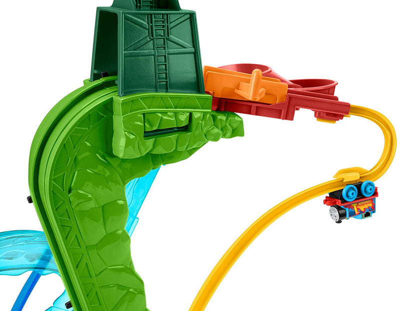 Thomas and shop friends motorised raceway