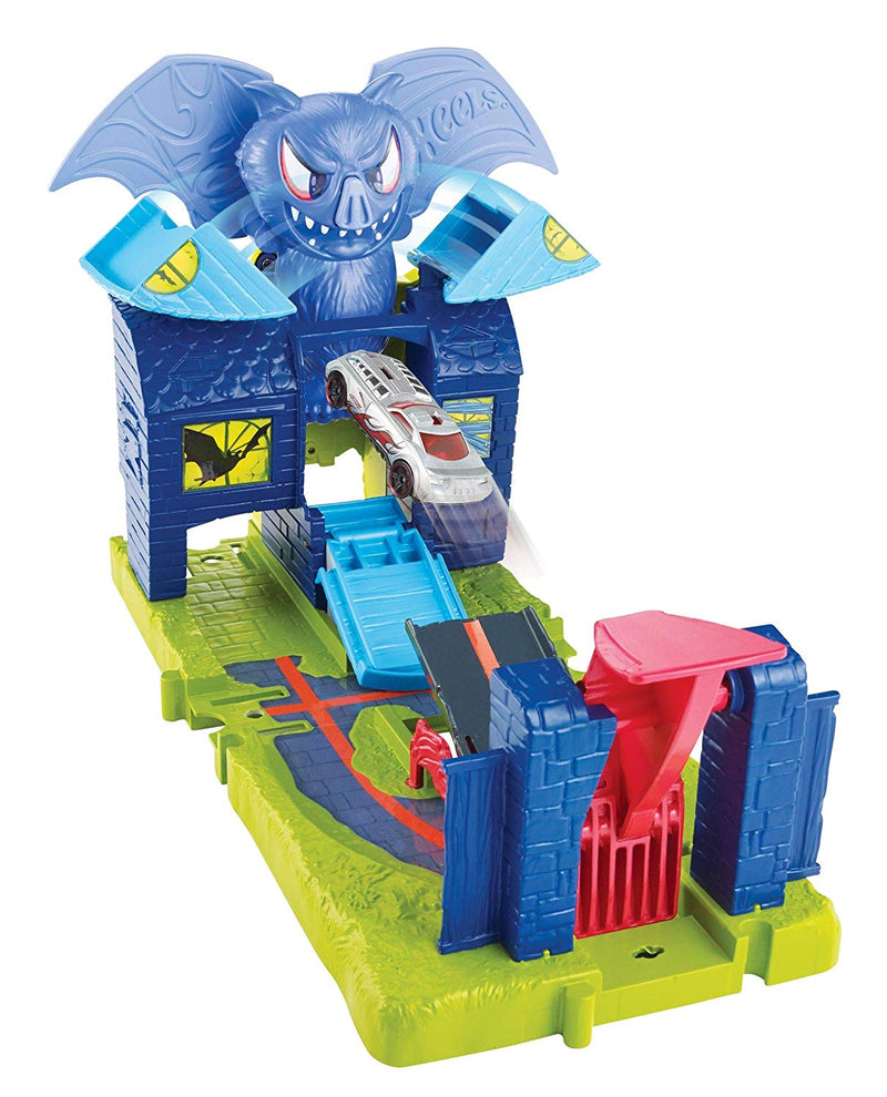 Hot Wheels City Bat Manor Attack Playset