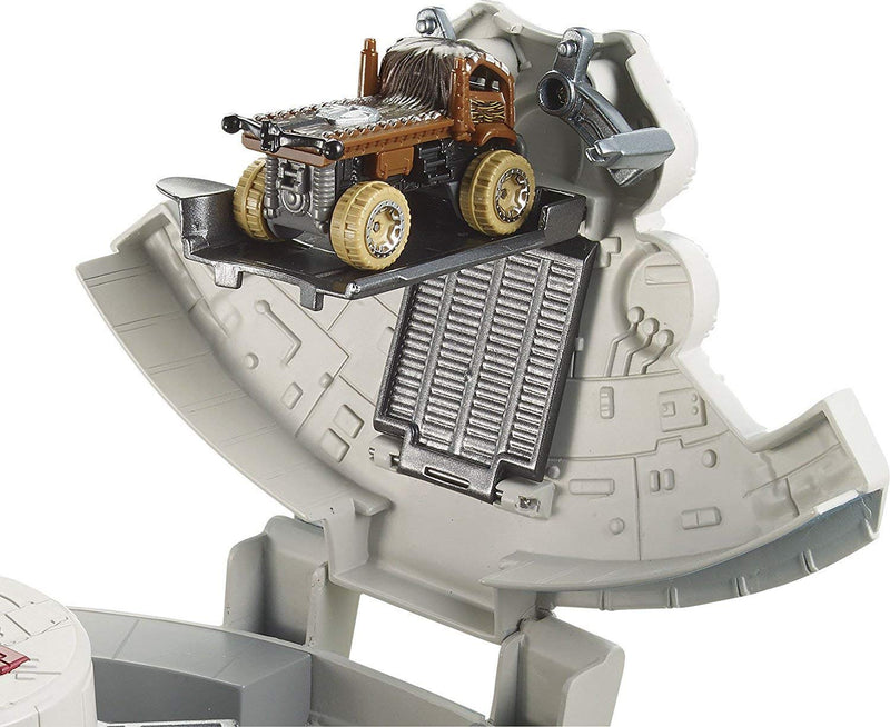 Hot Wheels Star Wars Millennium Falcon Playset
