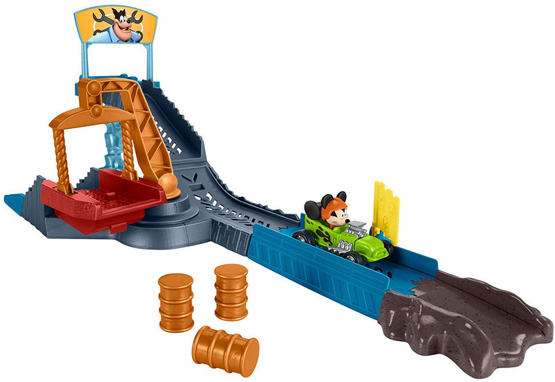 Mickey and the Roadster Racers Scrapyard Escape Playset