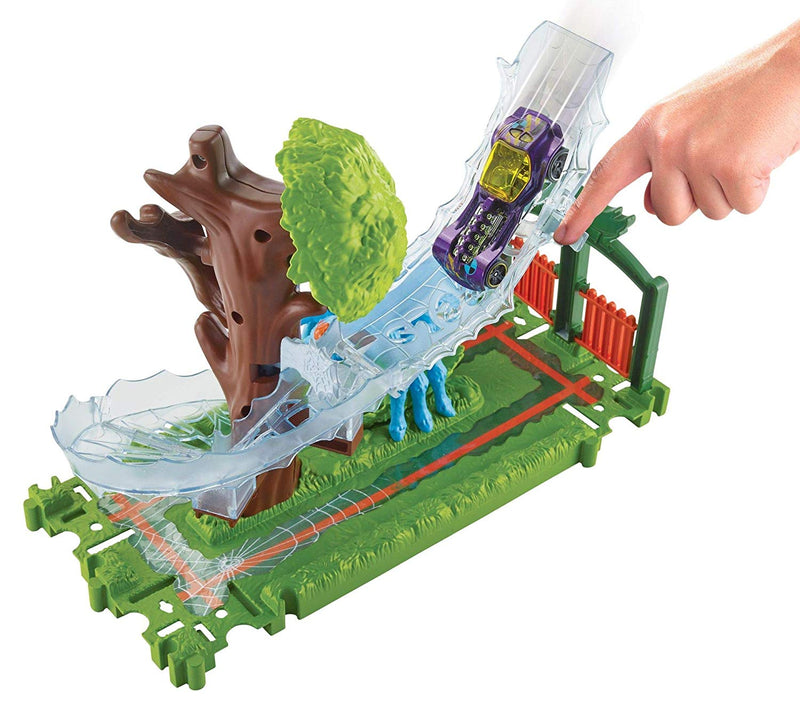 Hot Wheels City Spider Park Attack Playset